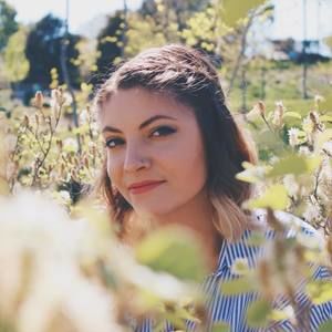 Meet your Posher, Carley